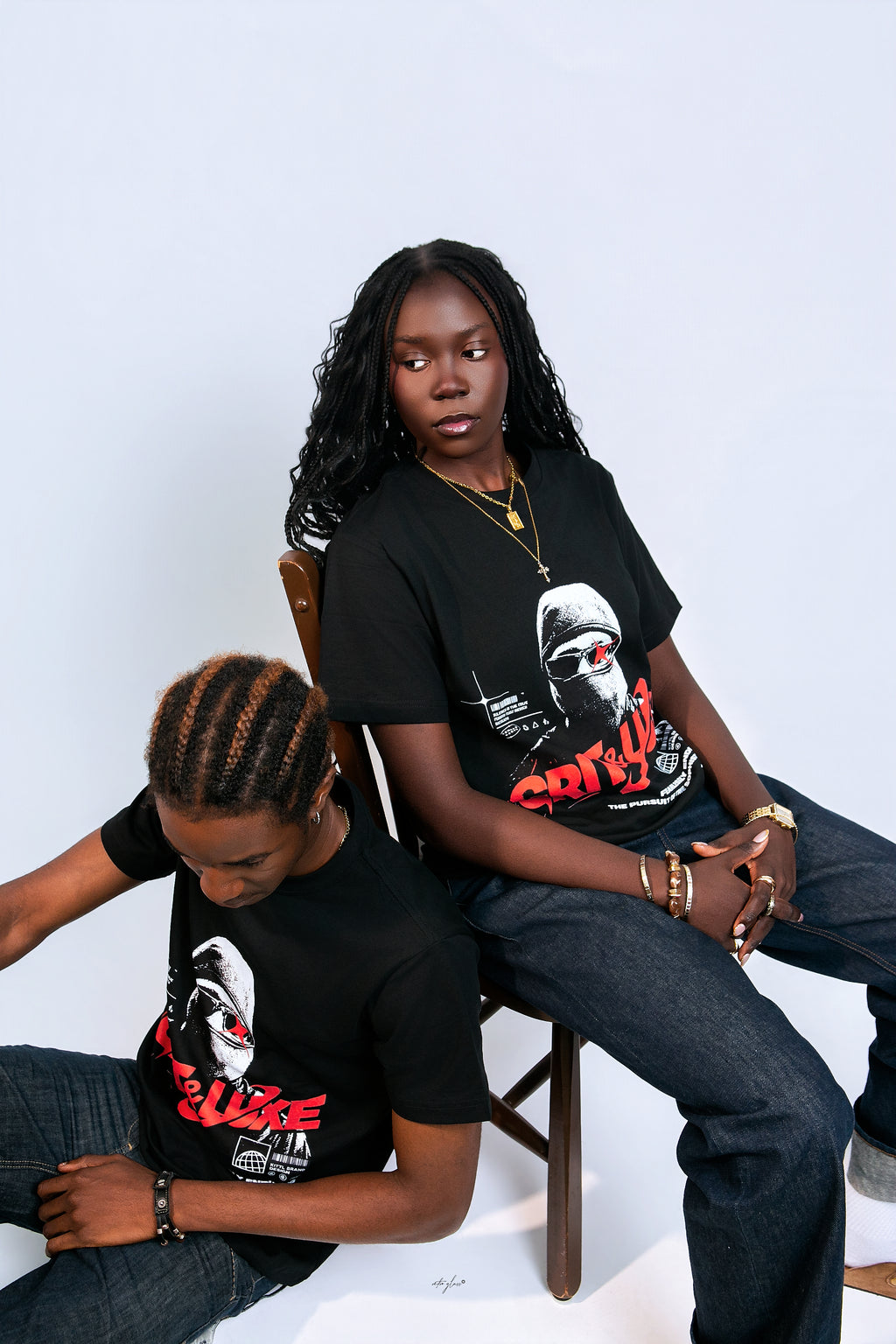 Grit & Luxe Fearlessly Independent Graphic Tee – Black