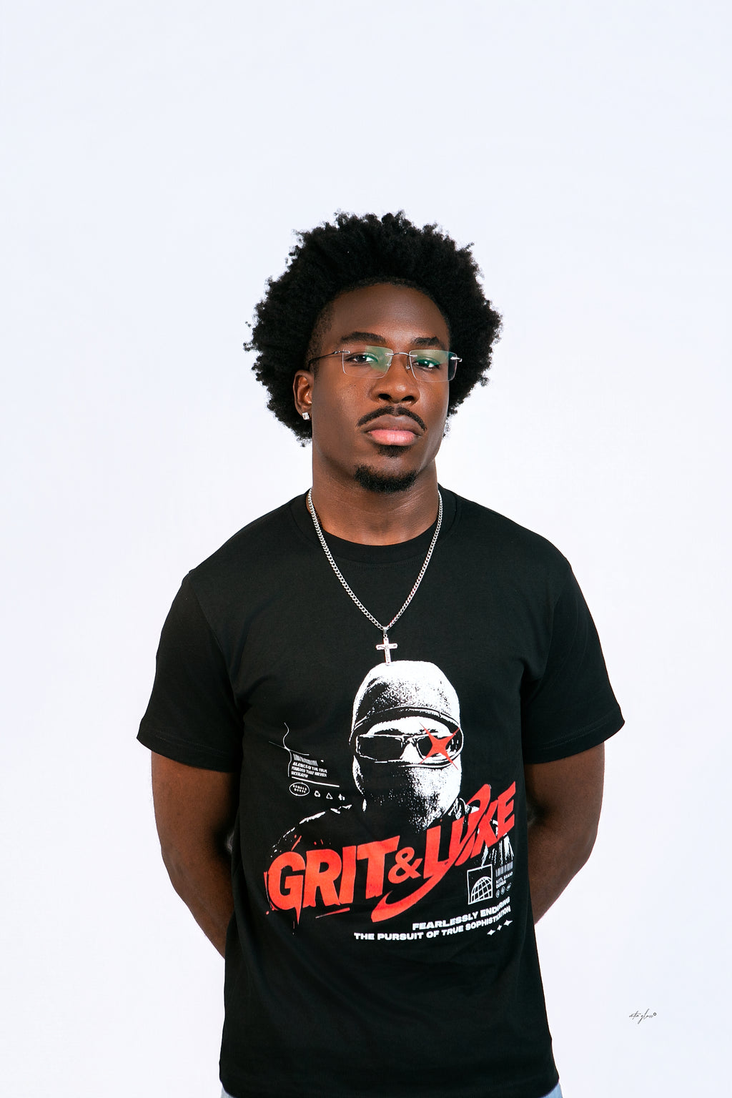 Grit & Luxe Fearlessly Independent Graphic Tee – Black